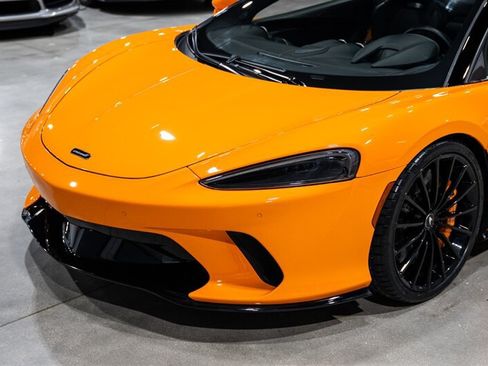 Used 2023 McLaren GT RWD image 11