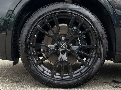 New 2025 Maserati Grecale Modena image 14