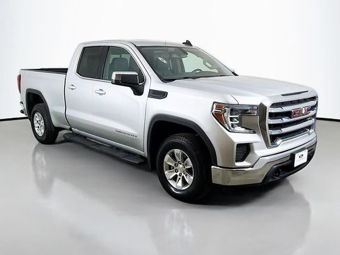 Used 2019 GMC Sierra 1500 SLE w/ Preferred Package AWD/4WD image 32