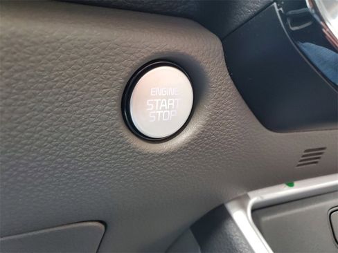 New 2026 Kia Carnival LX image 16