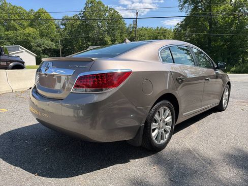 Used 2012 Buick LaCrosse Premium FWD image 12