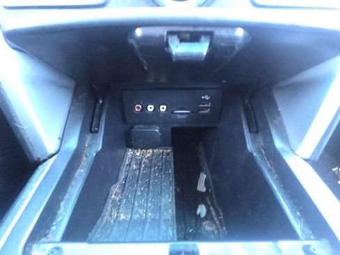 Used 2012 Ford Explorer XLT FWD image 30