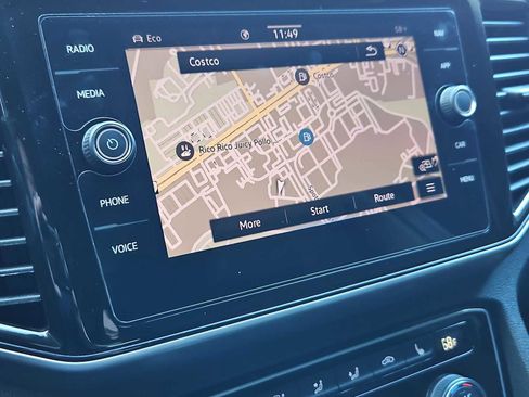 Used 2022 Volkswagen Atlas SEL R-Line image 30