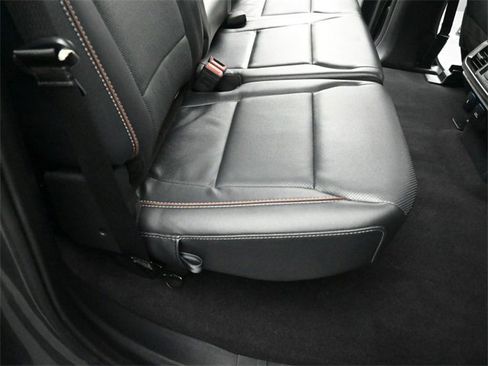 Certified 2023 Ford F150 Lariat w/ Equipment Group 502A High image 27