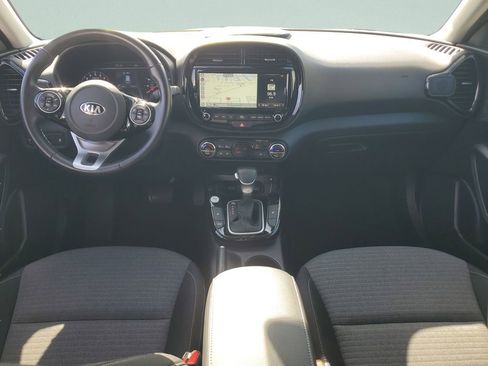 Used 2021 Kia Soul EX image 21