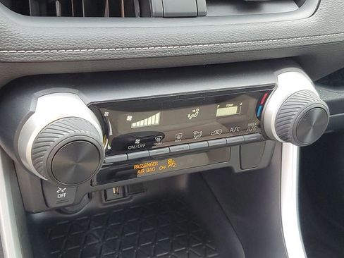 Used 2020 Toyota RAV4 LE w/ All Weather Liner Package FWD image 22