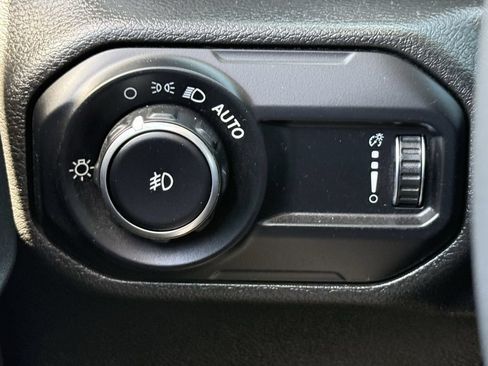 Used 2023 Jeep Wrangler Unlimited Sport AWD/4WD image 21
