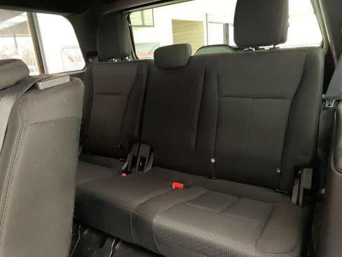 Used 2019 Ford Expedition XLT image 14