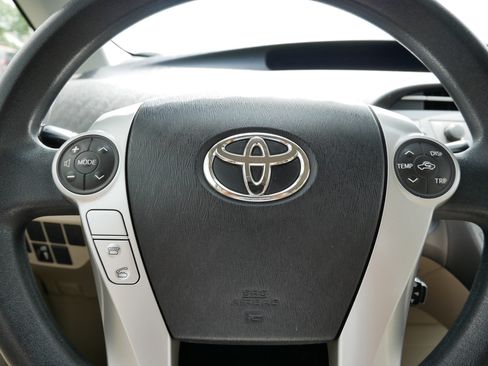 Used 2012 Toyota Prius Two FWD image 25