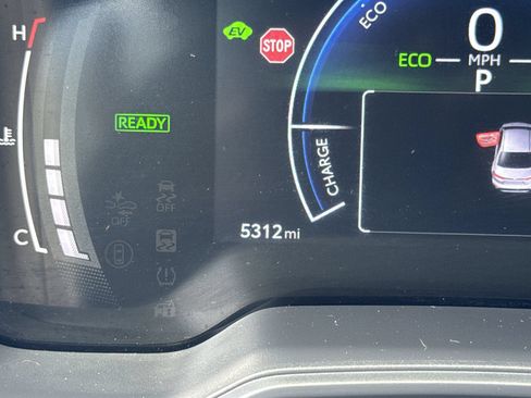 Used 2026 Toyota Corolla LE w/ LE Premium Package FWD image 34