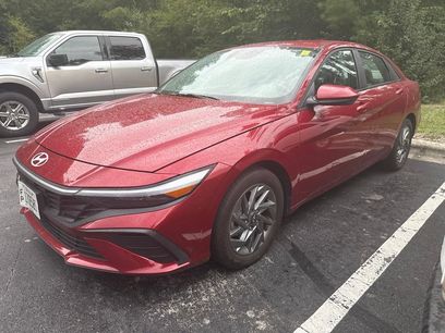 Used 2024 Hyundai Elantra SEL