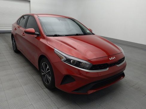 Used 2024 Kia Forte LXS FWD image 13