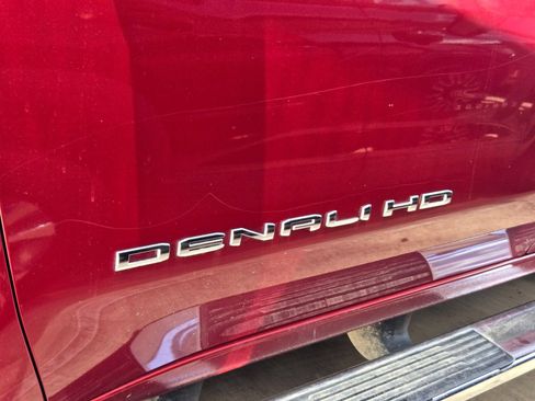 Used 2020 GMC Sierra 2500 Denali w/ Denali Ultimate Package AWD/4WD image 6