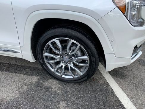 Used 2024 GMC Terrain Denali w/ Denali Premium Package image 5