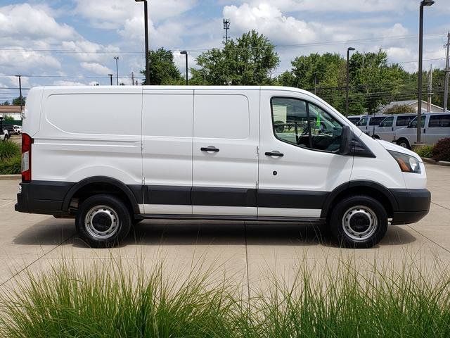 Used 2016 Ford Transit 250 130 Low Roof RWD image 7