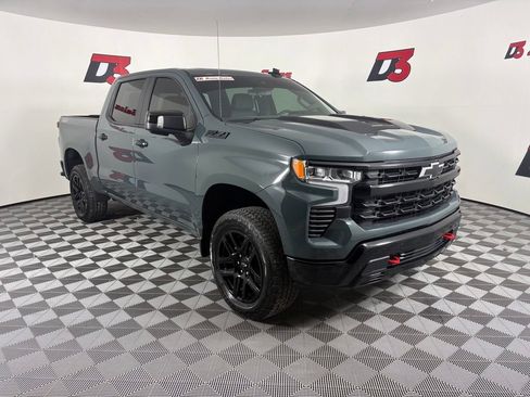 Used 2026 Chevrolet Silverado 1500 LT Trail Boss w/ LT Trail Boss Premium Package AWD/4WD image 8