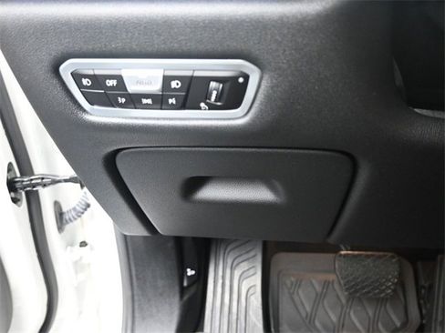 Used 2021 BMW X7 xDrive40i image 16