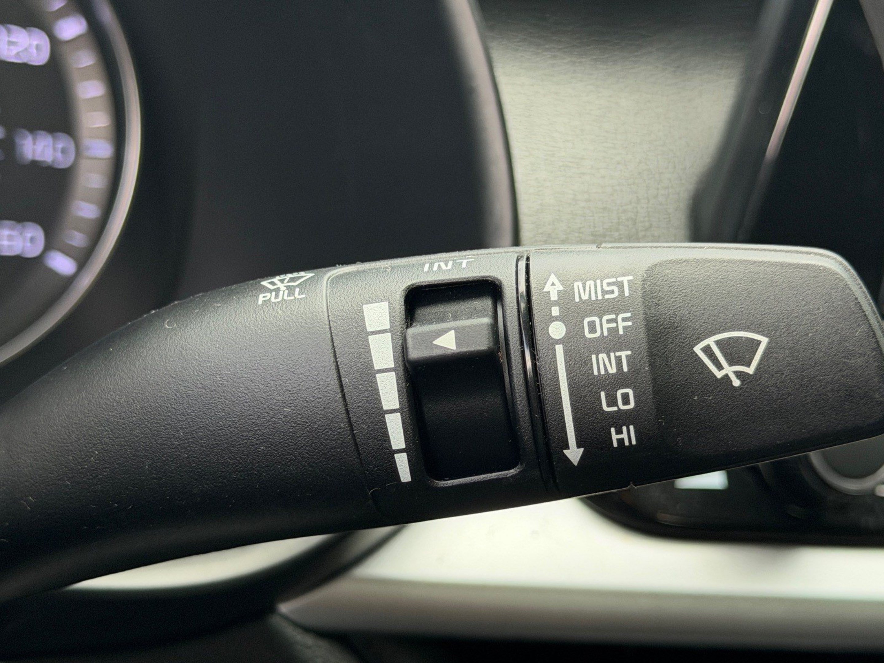 Used 2024 Kia Forte LXS FWD image 40