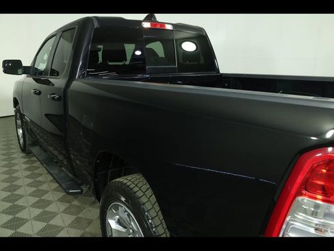 Used 2022 RAM 1500 Big Horn AWD/4WD image 15