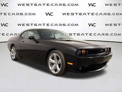 Used 2013 Dodge Challenger R/T Plus image 35