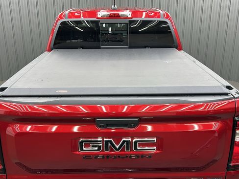 Used 2024 GMC Canyon AT4X image 17