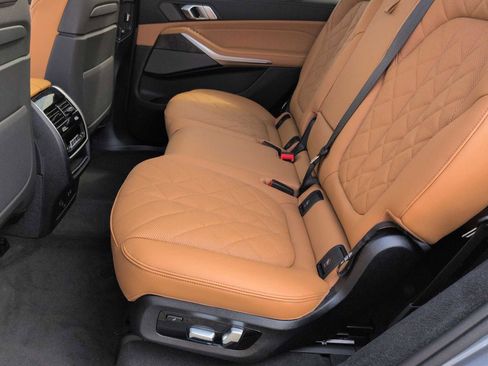 New 2026 BMW X7 xDrive40i w/ Premium Package AWD/4WD image 21