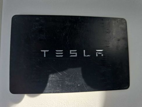 Used 2023 Tesla Model Y AWD image 24