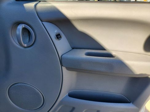 Used 2005 Jeep Liberty Sport image 34