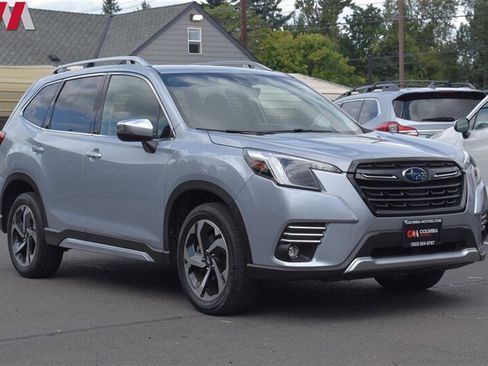 Used 2022 Subaru Forester Touring AWD/4WD image 1