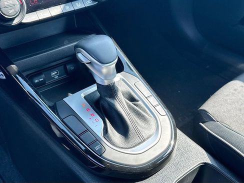 Certified 2023 Kia Forte GT-Line w/ GT-Line Technology Package FWD image 17