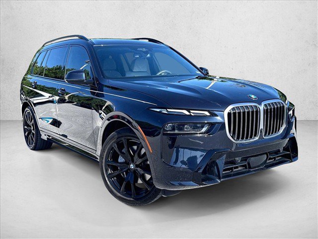 Used 2024 BMW X7 xDrive40i w/ M Sport Package AWD/4WD image 11