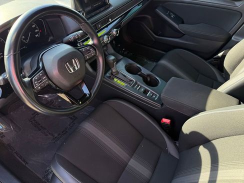 Used 2022 Honda Civic Sport image 16