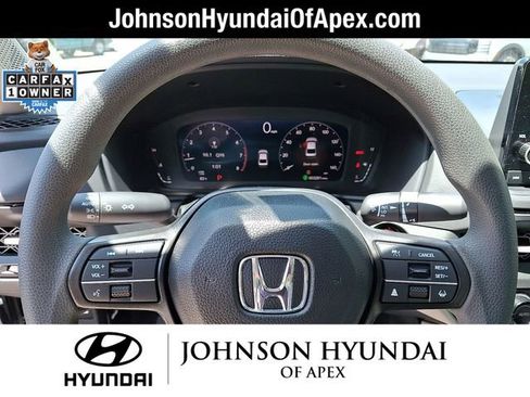 Used 2025 Honda Accord SE image 18
