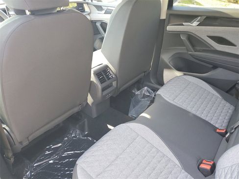 New 2026 Volkswagen Tiguan S image 11