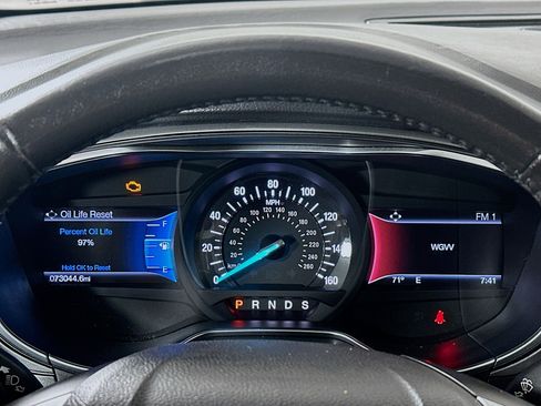 Used 2016 Ford Fusion Titanium FWD image 12