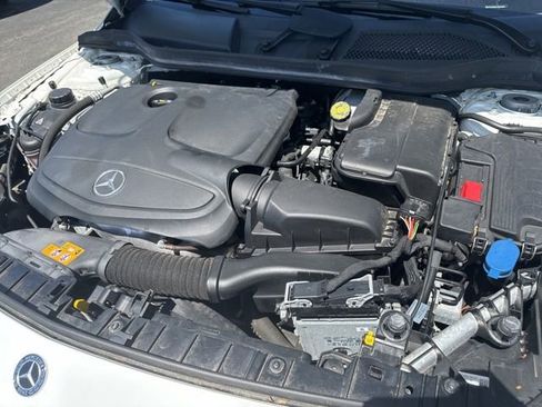 Used 2020 Mercedes-Benz GLA 250 4MATIC image 26