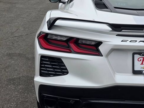 Used 2023 Chevrolet Corvette Stingray Premium Cpe w/ Z51 Performance Package RWD image 8