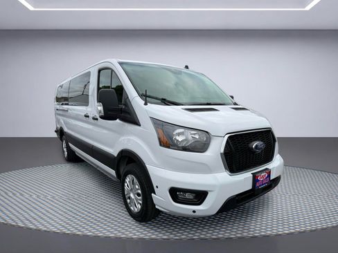 Used 2024 Ford Transit 350 XLT RWD image 11