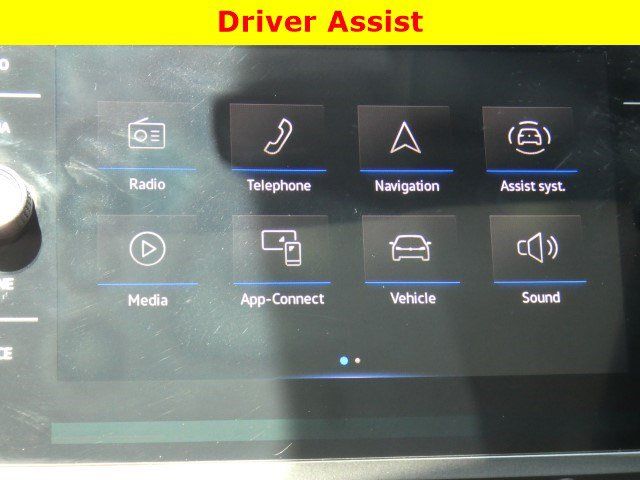 Used 2021 Volkswagen Tiguan SEL FWD image 34