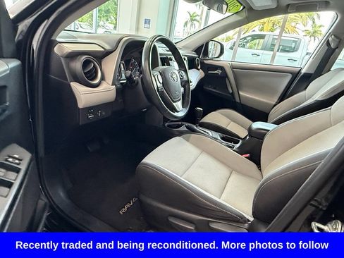 Used 2018 Toyota RAV4 XLE FWD image 10
