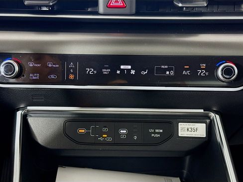 New 2026 Kia Carnival SX image 18