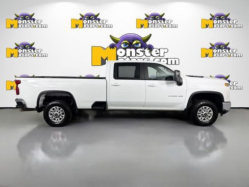 Used 2024 Chevrolet Silverado 2500 LT image 4
