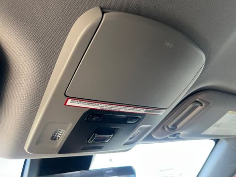 Used 2021 Toyota Camry LE w/ Carpet Mat Package (TMS) image 33