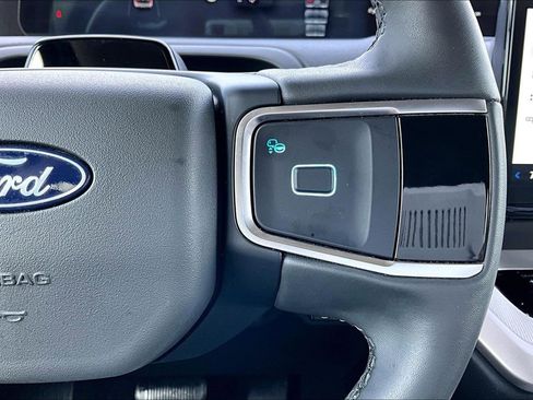 Certified 2025 Ford Expedition Max Active image 19