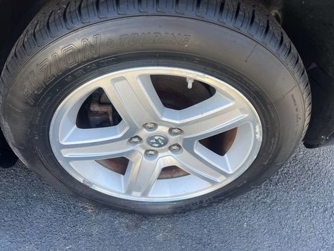 Used 2009 Dodge Charger R/T RWD image 10