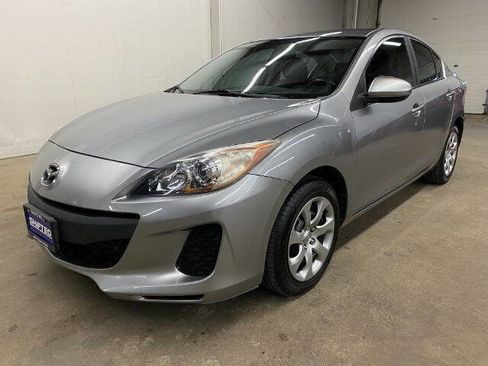 Used 2013 MAZDA MAZDA3 i SV image 8