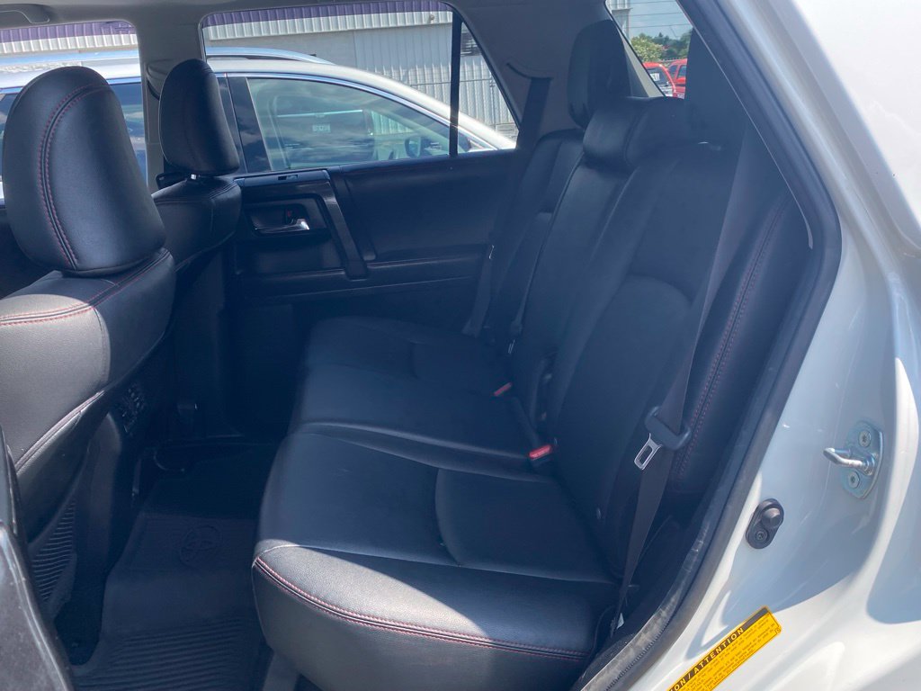 Used 2021 Toyota 4Runner Venture w/ Moonroof Package AWD/4WD image 5