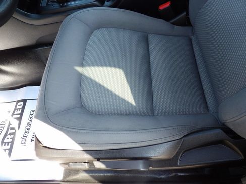 Used 2020 Chevrolet Colorado W/T RWD image 18