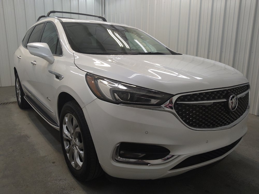 Used 2020 Buick Enclave Avenir w/ Avenir Technology Package FWD image 13
