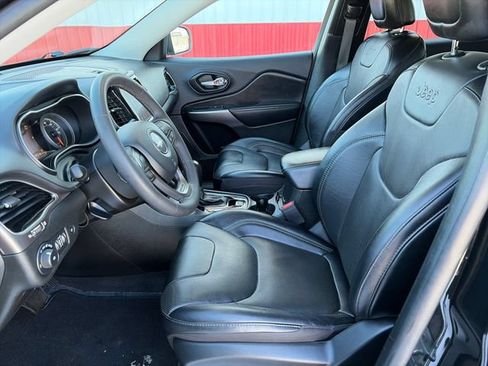 Used 2022 Jeep Cherokee Limited w/ Elite Package AWD/4WD image 23